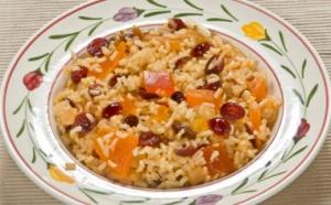 Arroz pilaf con cerezas