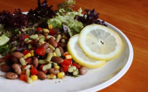 Ensalada de frijoles mixtos