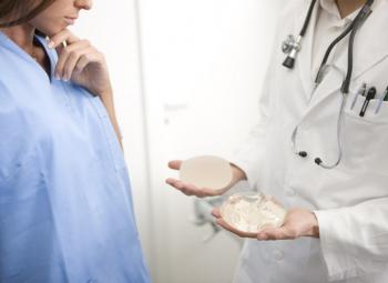 La FDA ordenó retirar los implantes de seno Biocell por casos de cáncer