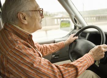 Una decisión difícil: cuando los abuelos tienen que dejar de conducir