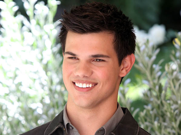 Cómo lucir una sonrisa de estrella - Taylor Lautner 
