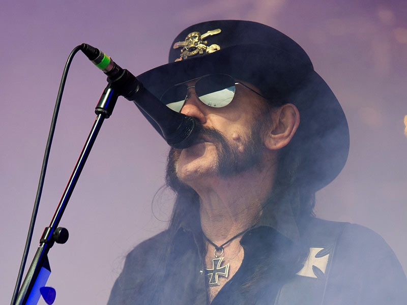 Famosos víctimas del cáncer  - Lemmy Kilmister