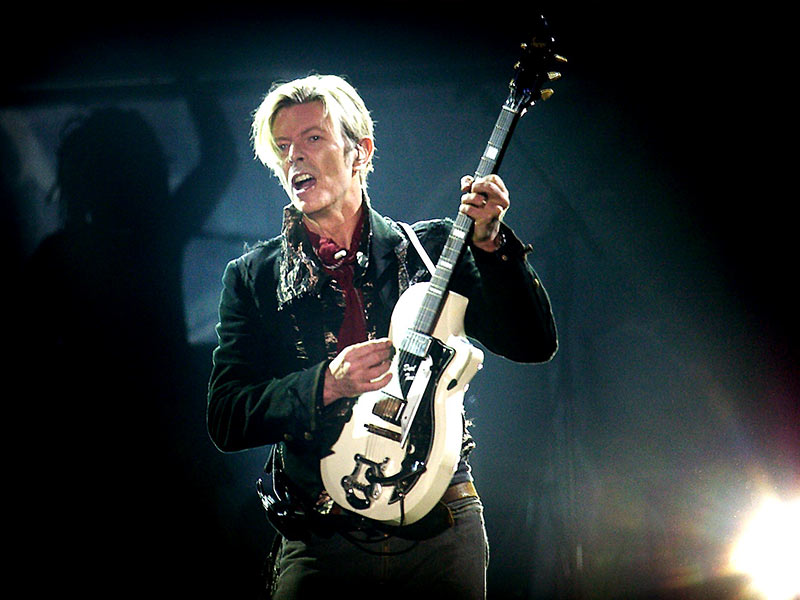 Famosos víctimas del cáncer  - David Bowie