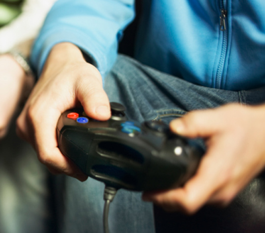 Los 7 'pecados' que puedes cometer para la dieta - Los videojuegos liberan estrés