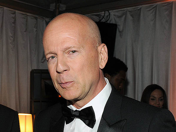 Las 15 imperfecciones que más esconden los famosos - 15. Bruce Willis tartamudeaba