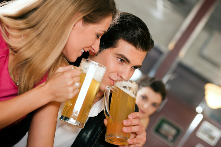 10 tragos para brindar sin culpa - 1. Cerveza dietética: desde 95 calorías