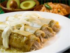 Enchiladas Verdes con queso cottage