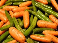 Ensalada de habichuelas verdes tiernas y zanahorias