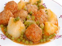 Sopa de albóndigas