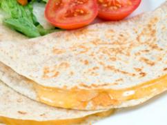 Quesadillas de queso con frijoles