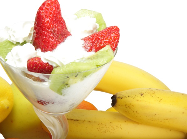 Dieta: 10 tips para tener más músculos - 8. Fresas, kiwis y plátanos