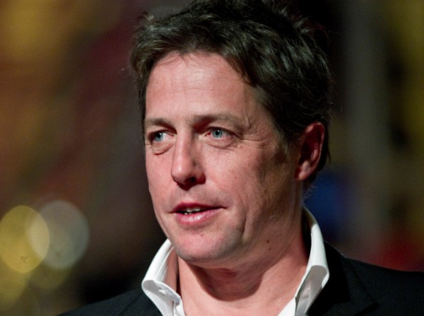 Los padres maduros más famosos - Hugh Grant, debut a los 51