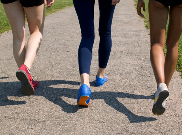 10 trucos para gastar calorías sin ir al gimnasio - 1. Caminar: casi 200 calorías en media hora