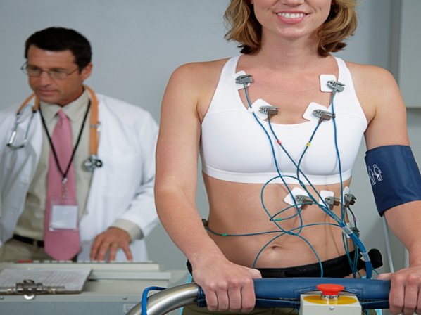 10 exámenes que revelan tu salud cardíaca - Con limitaciones, para ellas