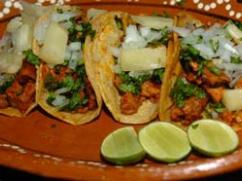Tacos al pastor caseros