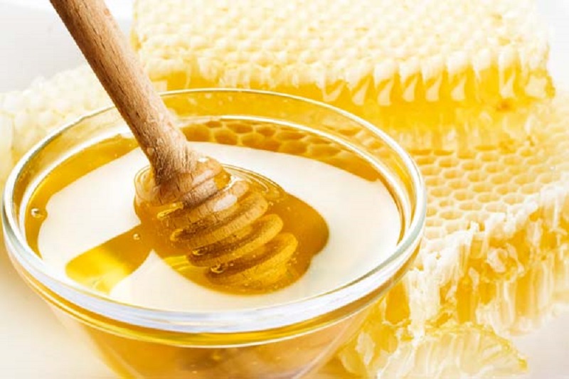 14 mitos comunes sobre las alergias - Mito # 13: La miel local ayuda a prevenir la alergia