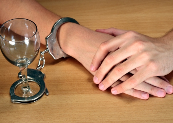 Abuso sexual: un flagelo para desterrar - Víctimas, más propensas al alcohol