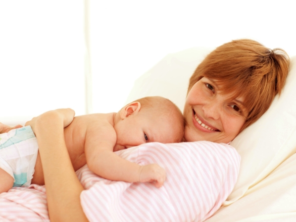 Beneficios de la lactancia para mamás y bebés - Beneficios para la madre