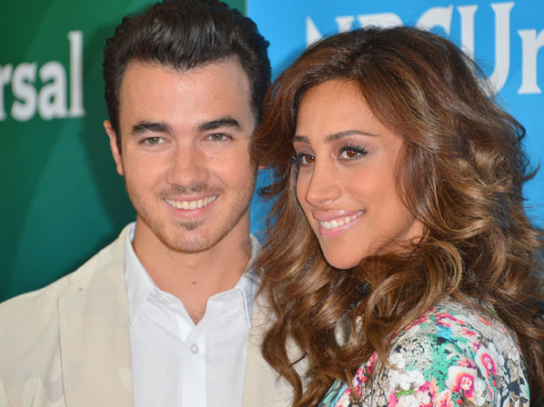 ¿Se puede vivir sin sexo? Algunos famosos dicen que sí - 7: Kevin Jonas, cumplió su palabra