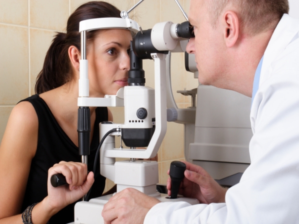 Cirugía láser para los ojos: todo lo que debes saber - 1. Evaluación y preparación