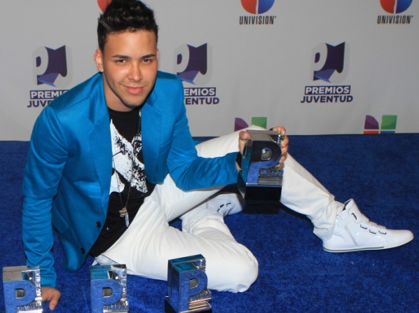 Los puntos eróticos de los famosos según el signo - Tauro. Prince Royce 