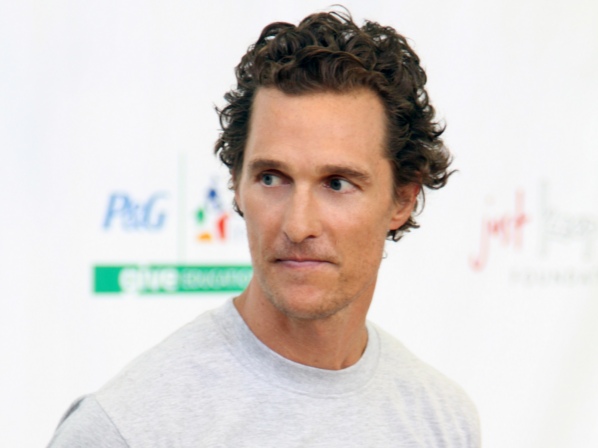 Mujer asegura ver un fantasma...y los famosos también - Matthew McConaughey