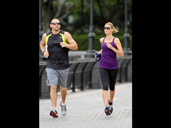 Heidi Klum es calculadora hasta cuando sale a correr - Corre, corre, corre, corazón