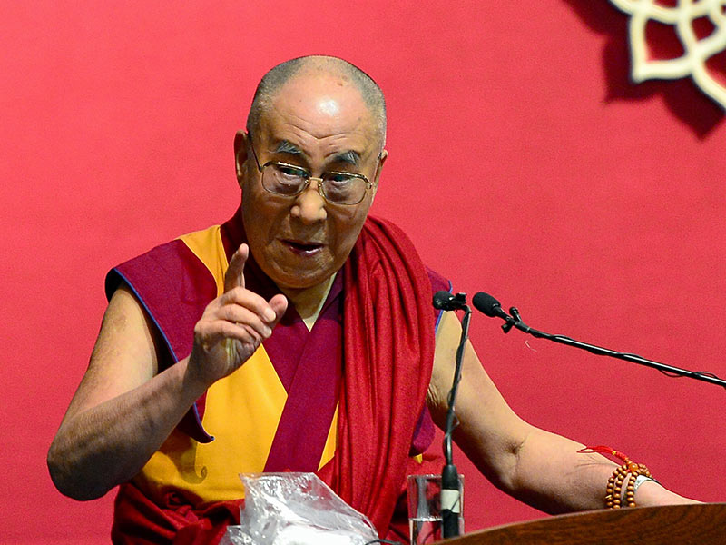Famosos con problemas de próstata - Dalai Lama se atiende la próstata