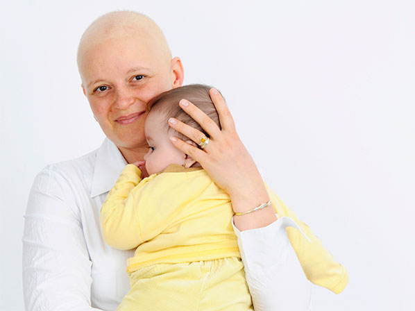Famosos se solidarizan con enfermos de cáncer - ¿Cuál es la diferencia entre el cáncer infantil y el resto de los cánceres?