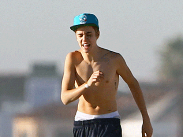 Justin Bieber, gana premios… y músculos - Me gustas cuando corres