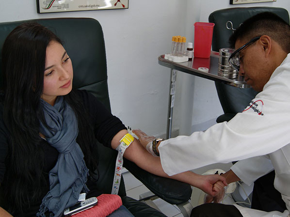 Gays y bisexuales pronto podrán donar sangre en México  - Donación voluntaria: la contribución más segura