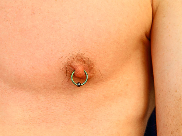 Los “piercings” los vuelven locos - ¿Cuáles son las partes del cuerpo que más se perforan?