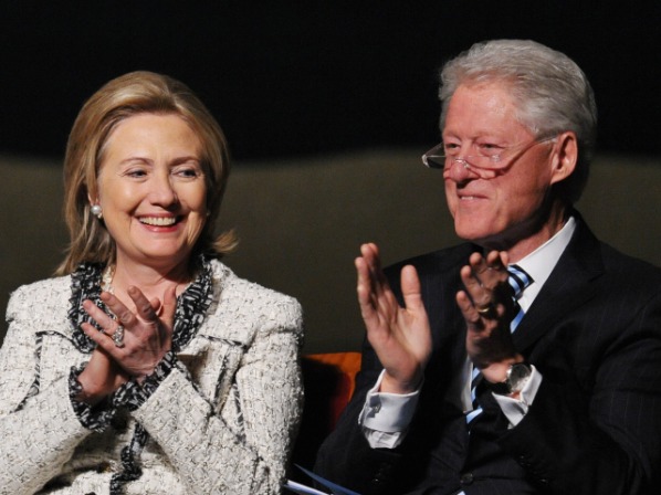 10 famosos que perdonaron infidelidades  - 8. Bill Clinton, desliz público 