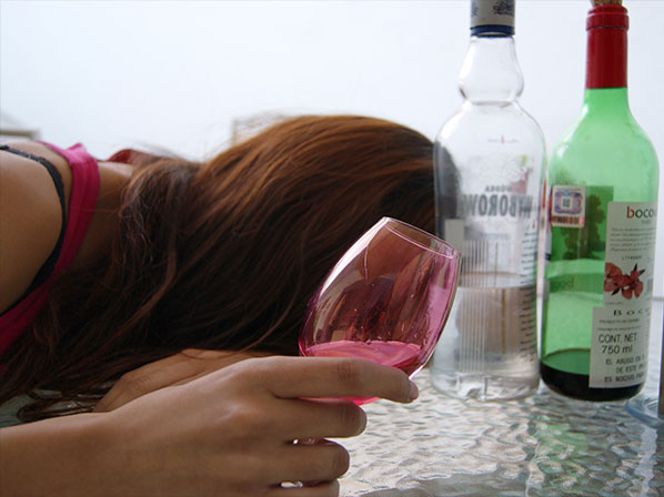 15 Mitos sobre el alcohol - Mito 13: Las bebidas dulces, te “pegan” más.