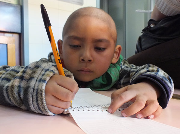 Buscan en México erradicar el cáncer en la niñez - Preocupados por el aprendizaje