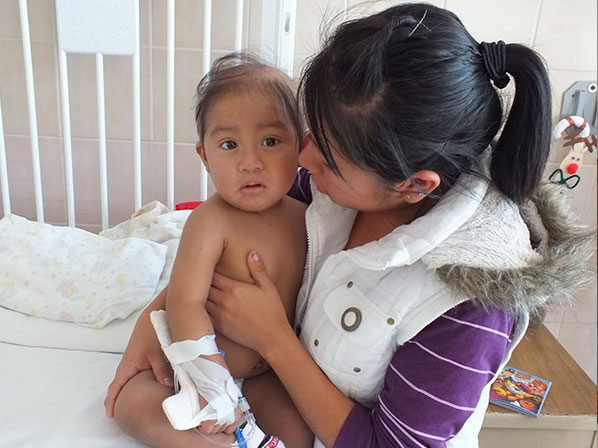 Buscan en México erradicar el cáncer en la niñez - El cáncer infantil, un problema latente en México