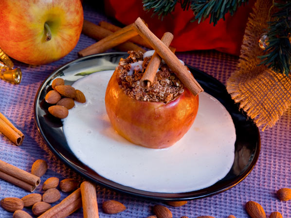 Las mejores recetas de Navidad con pocas calorías  - 10. Manzanas al horno con canela: 245 calorías