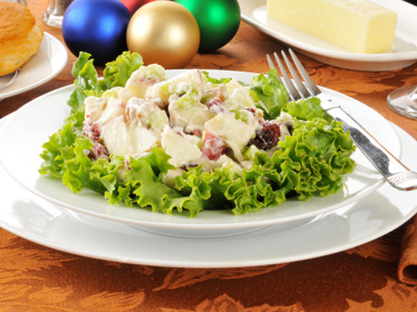 Las mejores recetas de Navidad con pocas calorías  - 5. Ensalada de Pollo, Manzanas y Nueces: 154 calorías