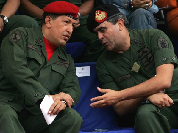 Falleció Hugo Chávez: evolución de una misteriosa enfermedad  - Del ejército a la política