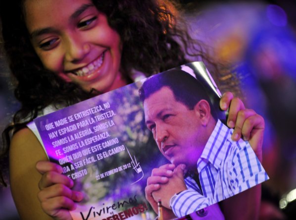 Falleció Hugo Chávez: evolución de una misteriosa enfermedad  - Dos enemigos, la pobreza y los EEUU