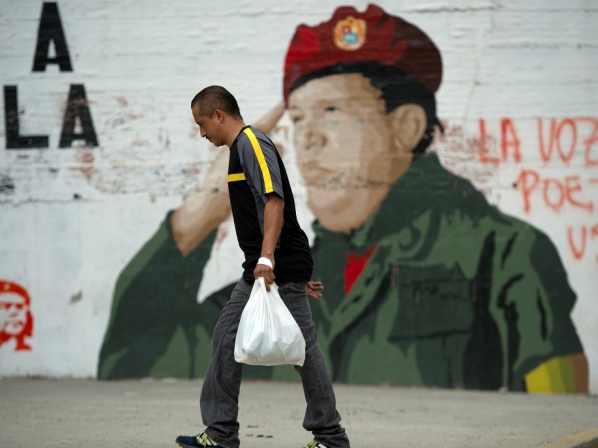 Falleció Hugo Chávez: evolución de una misteriosa enfermedad  - El futuro del país