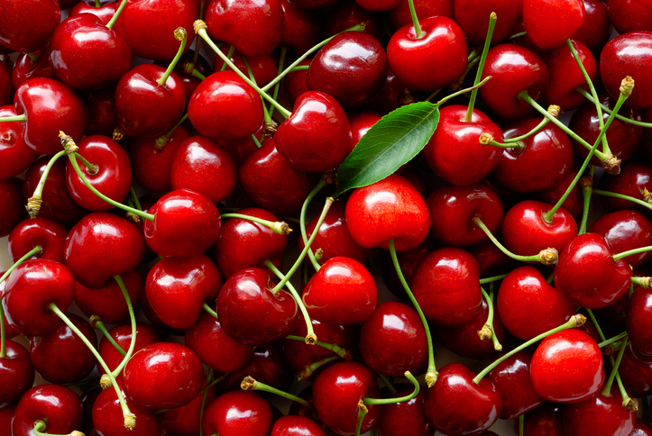 10 alimentos rojos que combaten enfermedades - Cerezas