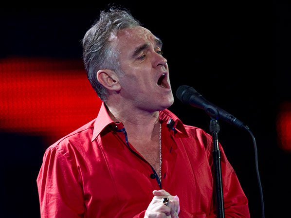 Los dolores de estómago más estelares - Morrissey dio gritos…pero de dolor