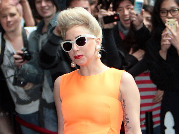 Lady Gaga vuelve "mejor que nunca" - Gratificada con sus fans