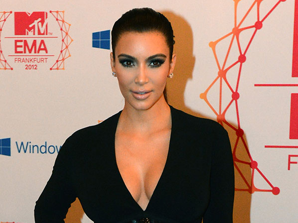 Famosas sin miedo a una maternidad tardía - Kim Kardashian podría tener mellizos