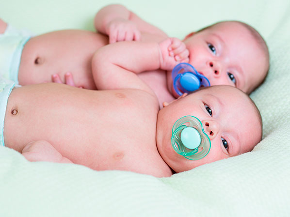 ¿Son más riesgosos los embarazos de gemelos? - Duplas al por mayor