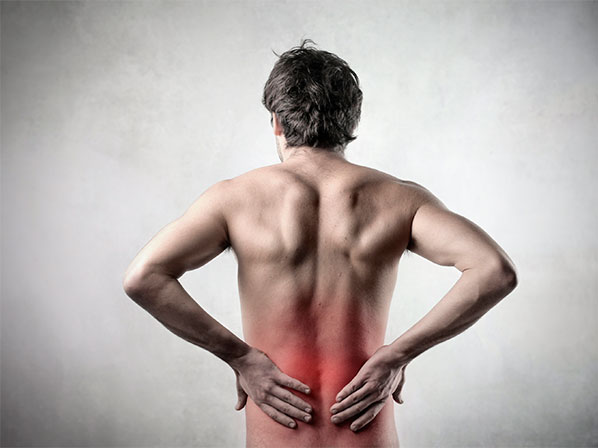 Movimientos diarios que te causan dolor - A todos les duele la espalda