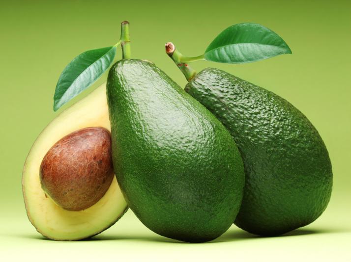 Las frutas más saludables de la temporada - ¿Un guacamole? 