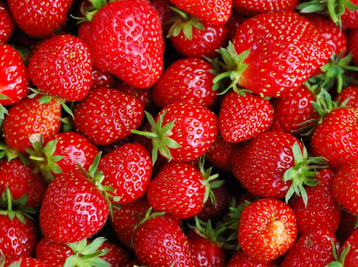 Alimentos que te protegen del sol - 10: Fresas
