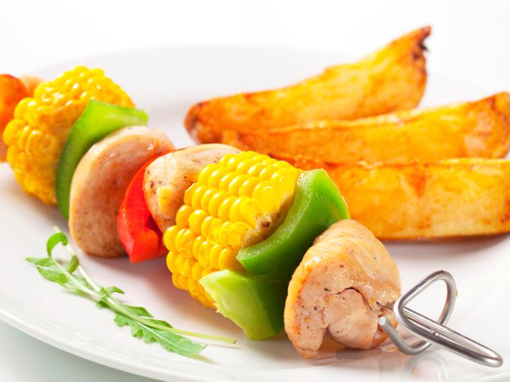 Los mejores y peores alimentos del verano - 15: Brochetas de pollo a la parrilla